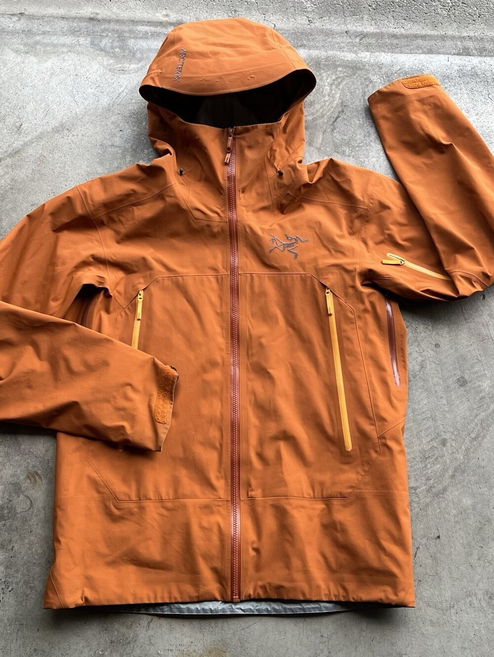 Arc'teryx Men's Rush Sabre Gore-Tex Shell Ski Jacket Orange Size M POW Skirt VTG
